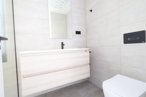 Huvila myytävänä Los Alcazares, Murcia, Espanja, 3 makuuhuonetta, 122 m2 No. 145424 - kuva 13