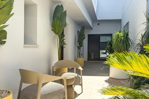 Продажа виллы в Сьюдад Кесада, Аликанте, Испания 4 спальни, 265м2 №145426 - фото 16