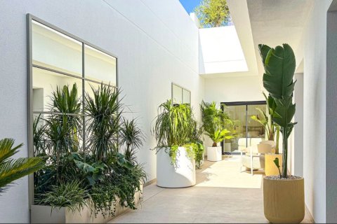 Продажа виллы в Сьюдад Кесада, Аликанте, Испания 4 спальни, 265м2 №145426 - фото 15