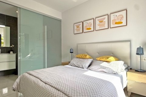 Dzīvoklis pārdošanā Los Altos, Alicante, Spānijā 2 istabas, 72 m2 Nr. 145427 - attēls 3