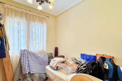 Tvåvåningslägenhet till salu i Villamartin, Alicante, Spanien 3 sovrum, 98 kvm. Nr. 143225 - foto 20