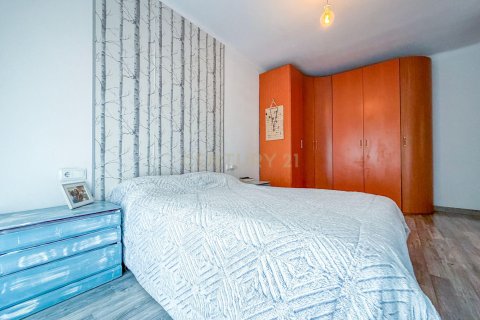 Apartment for sale in Premia De Dalt, Barcelona, Spain 4 bedrooms, 84 sq.m. No. 166888 - photo 15