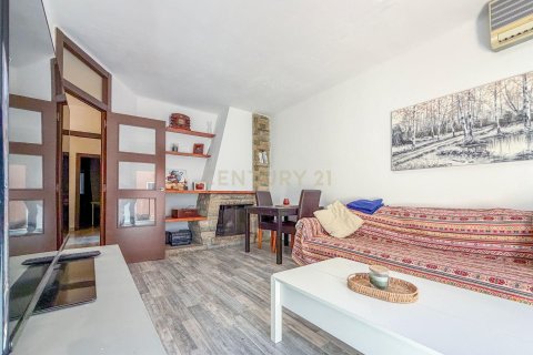 Apartment for sale in Premia De Dalt, Barcelona, Spain 4 bedrooms, 84 sq.m. No. 166888 - photo 3
