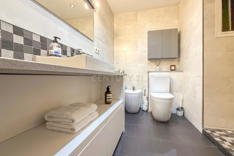 Apartment for sale in Premia De Dalt, Barcelona, Spain 4 bedrooms, 84 sq.m. No. 166888 - photo 9