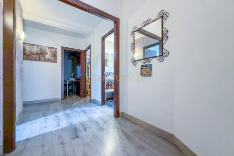 Apartment for sale in Premia De Dalt, Barcelona, Spain 4 bedrooms, 84 sq.m. No. 166888 - photo 11