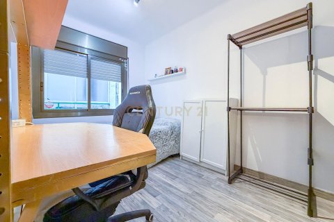 Apartment for sale in Premia De Dalt, Barcelona, Spain 4 bedrooms, 84 sq.m. No. 166888 - photo 17