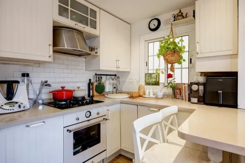 Wohnung zum Verkauf in Barcelona, Spanien 2 Schlafzimmer, 66 m2 Nr. 166886 - Foto 3