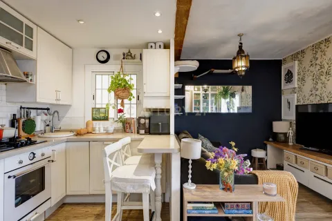 Wohnung in Barcelona, Spanien 2 Schlafzimmer, 66 m2 Nr. 166886