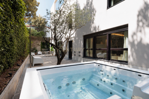 Сasa en venta en Sant Cugat del Vallès, Barcelona, España 4 dormitorios, 435 m2 No. 166891 - foto 1