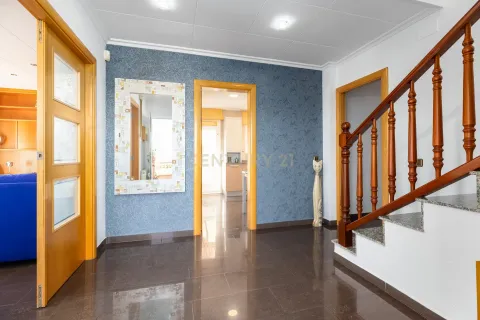 House zum Verkauf in Llica De Vall, Barcelona, Spanien 5 Schlafzimmer, 266 m2 Nr. 166887 - Foto 3