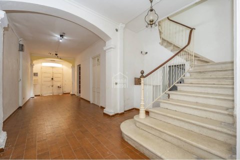 Commercial property à Mahon, Menorca, Espagne 8 chambres, 398 m2 No. 149412