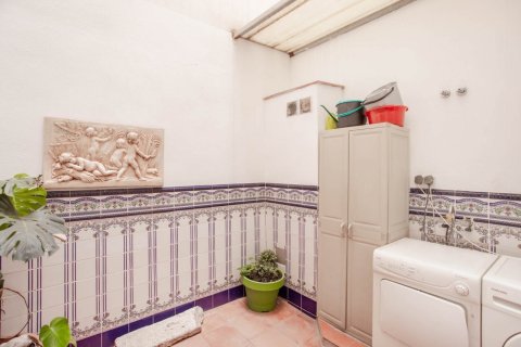 Lägenhet till salu Valencia, Spanien 3 sovrum, 131 kvm. Nr. 133424 - foto 15
