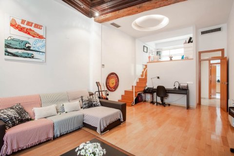 Lägenhet till salu Valencia, Spanien 3 sovrum, 131 kvm. Nr. 133424 - foto 3