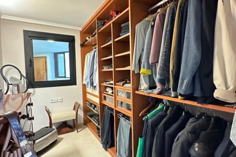 Apartament Valencia, Hiszpania 4 sypialnie, 210 mkw. nr 133419 – zdjęcie 8