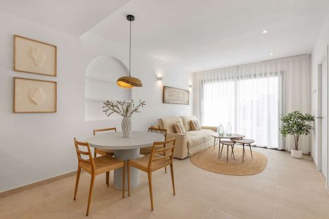 Lägenhet till salu i Los Alcazares, Murcia, Spanien 3 sovrum, 81 kvm. Nr. 182462 - foto 11