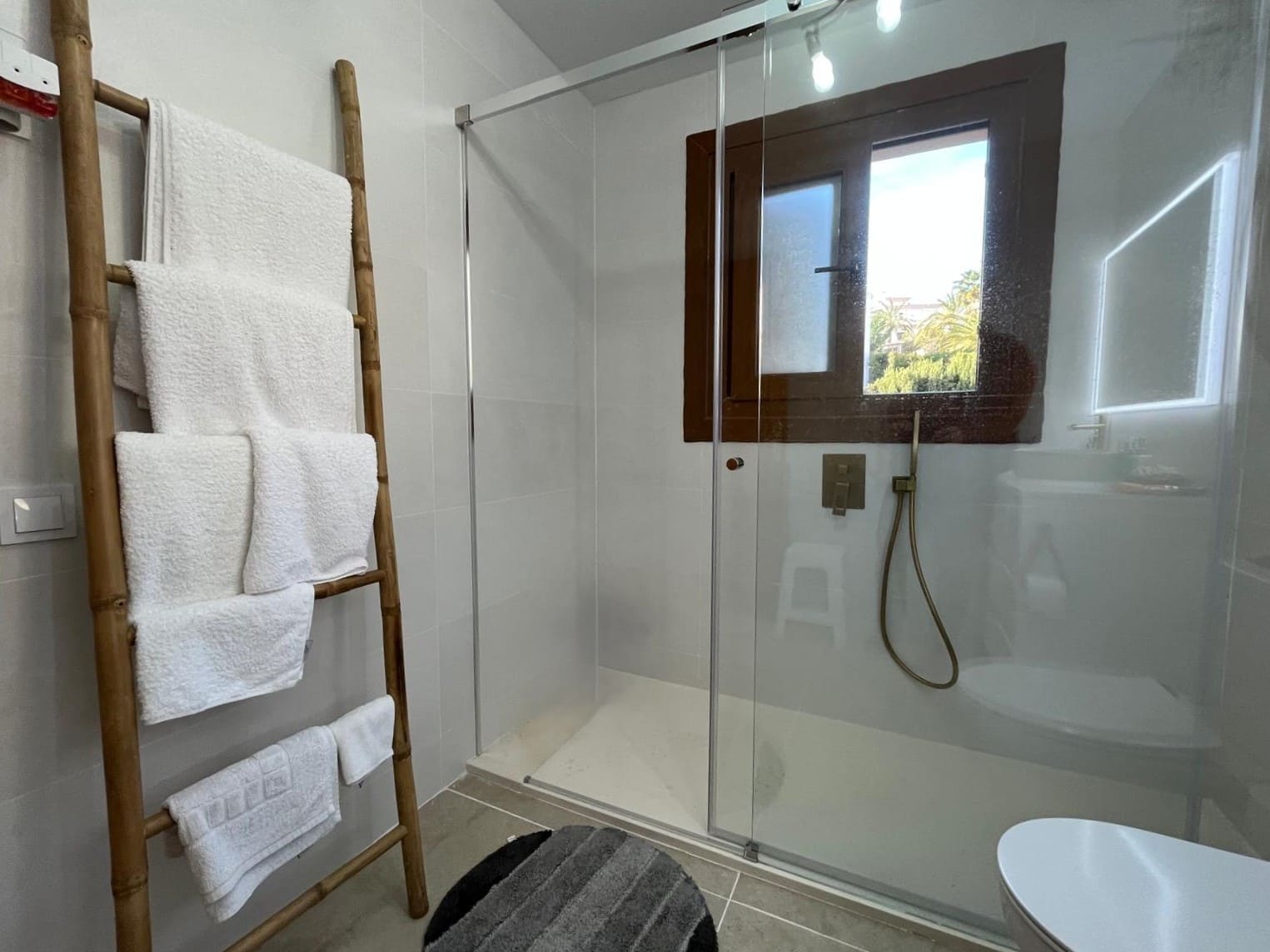 Villa à Costa De La Calma, Mallorca, Espagne 4 chambres, 125 m2 No. 154705