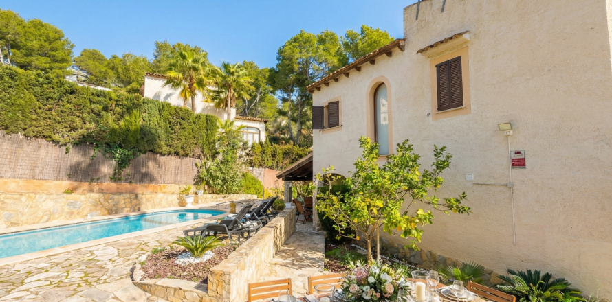 Villa en Costa De La Calma, Mallorca, España 4 dormitorios, 125 m2 No. 154705