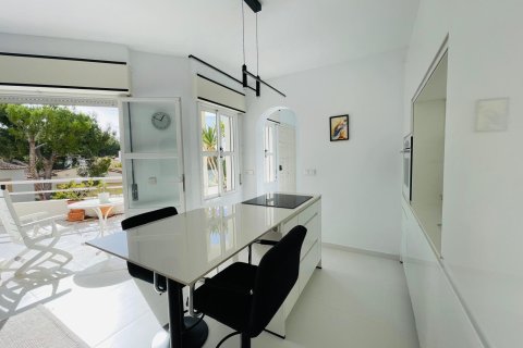 Apartamento en alquiler en Port D'andratx, Mallorca, España 1 dormitorio, 89 m2 No. 154704 - foto 4