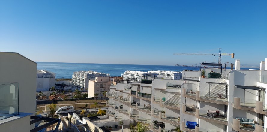 Bungalow Torrox, Málaga, España 3 dormitorios, 99 m2 No. 134521