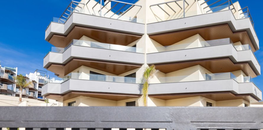 Bungalow i Torrox, Malaga, Spanien 3 sovrum, 99 kvm. Nr. 134521