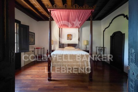 House for sale in Barcelona, Spain 8 bedrooms, 963 sq.m. No. 160092 - photo 13