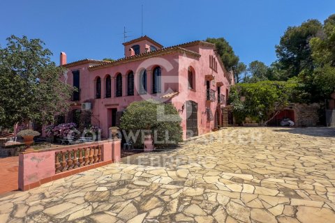 House for sale in Barcelona, Spain 8 bedrooms, 963 sq.m. No. 160092 - photo 6