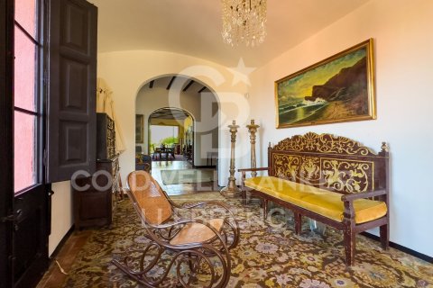 House for sale in Barcelona, Spain 8 bedrooms, 963 sq.m. No. 160092 - photo 24