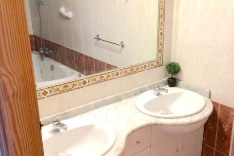 Kamienica w Playa Flamenca II, Alicante, Hiszpania 3 sypialnie,  nr 146402 – zdjęcie 9