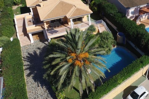 Villa zum Verkauf in Moraira, Alicante, Spanien 4 Schlafzimmer, 300 m2 Nr. 146401 - Foto 3