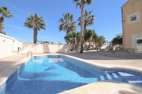 Villa zum Verkauf Alicante, Spanien 5 Schlafzimmer, 250 m2 Nr. 115983 - Foto 8
