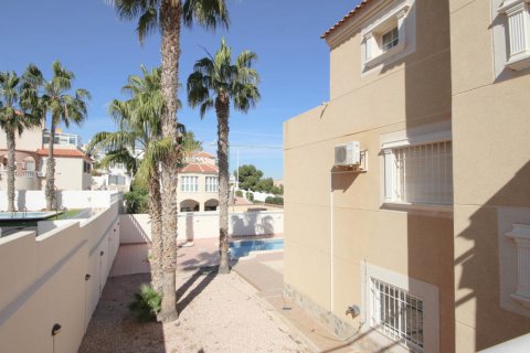 Villa zum Verkauf Alicante, Spanien 5 Schlafzimmer, 250 m2 Nr. 115983 - Foto 18