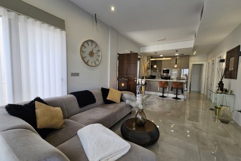 Villa for sale Alicante, Spain 3 bedrooms, 98 sq.m. No. 115973 - photo 4