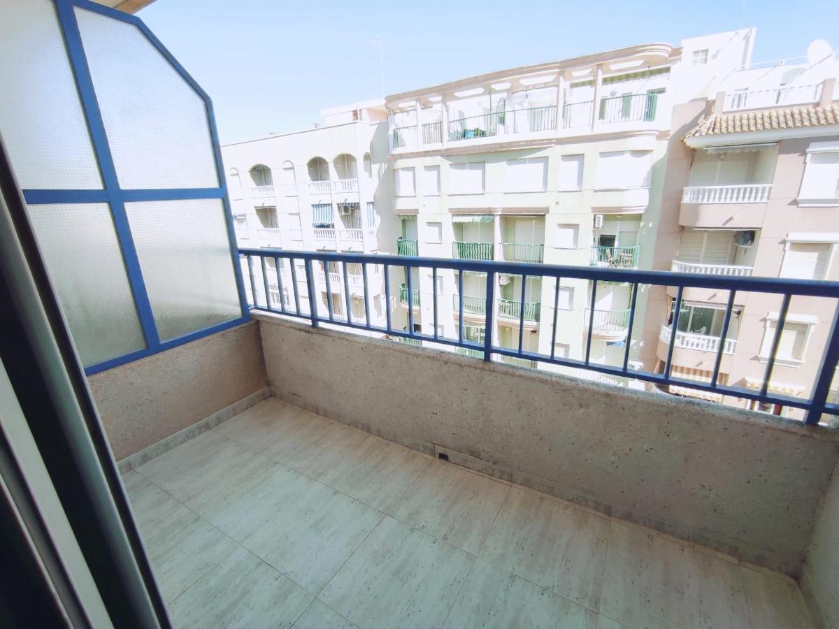 Attico a Guardamar del Segura, Alicante, Spagna 3 camere da letto, 89 mq. N° 102217