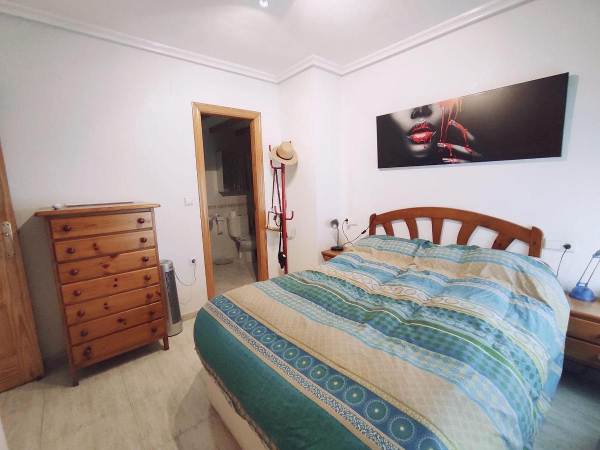 Attico a Guardamar del Segura, Alicante, Spagna 3 camere da letto, 89 mq. N° 102217