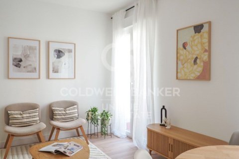 Продажа квартиры в Мадрид, Испания 3 спальни, 88м2 №178770 - фото 2