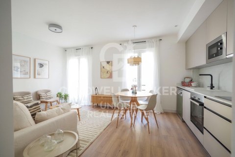 Продажа квартиры в Мадрид, Испания 3 спальни, 88м2 №178770 - фото 11