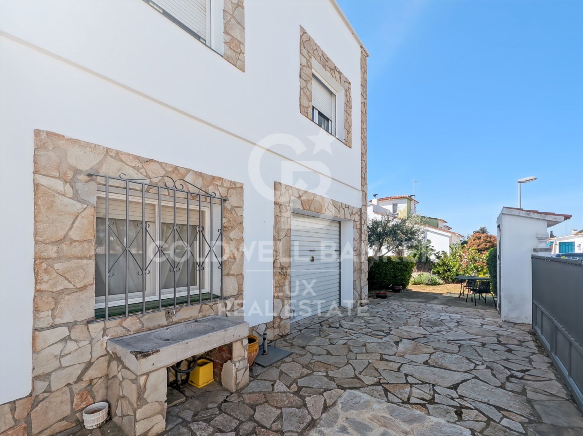Villa a Roses, Girona, Spagna 3 camere da letto, 282 mq. N° 178768