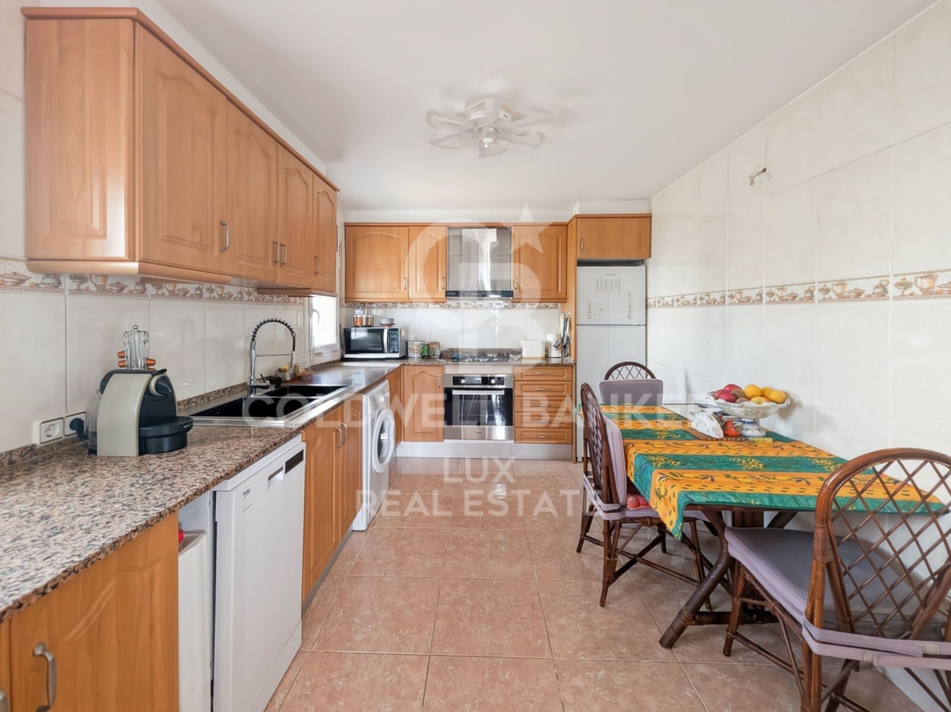 Villa a Roses, Girona, Spagna 3 camere da letto, 282 mq. N° 178768
