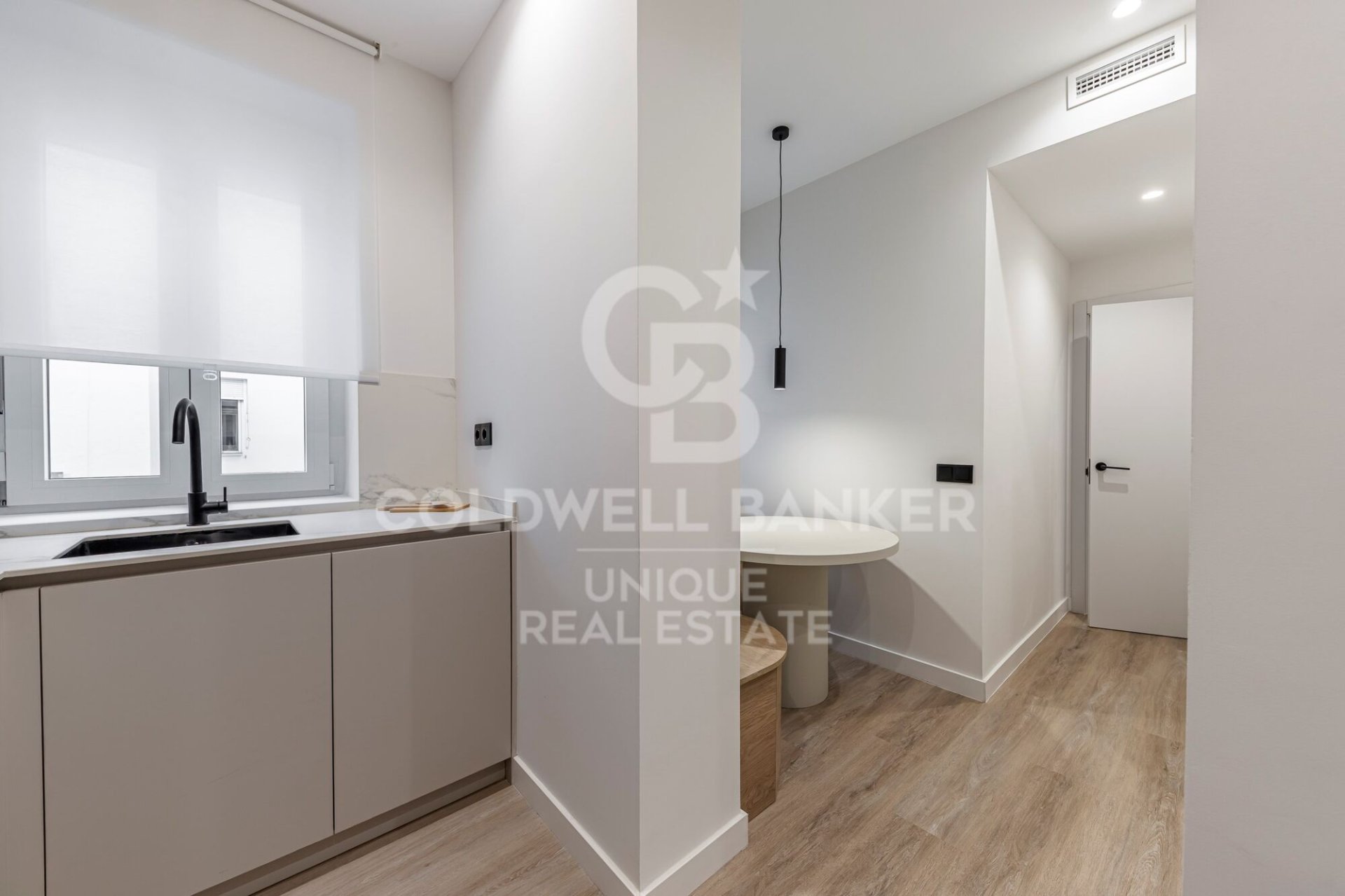 Apartment à Madrid, Espagne 2 chambres, 113 m2 No. 178773