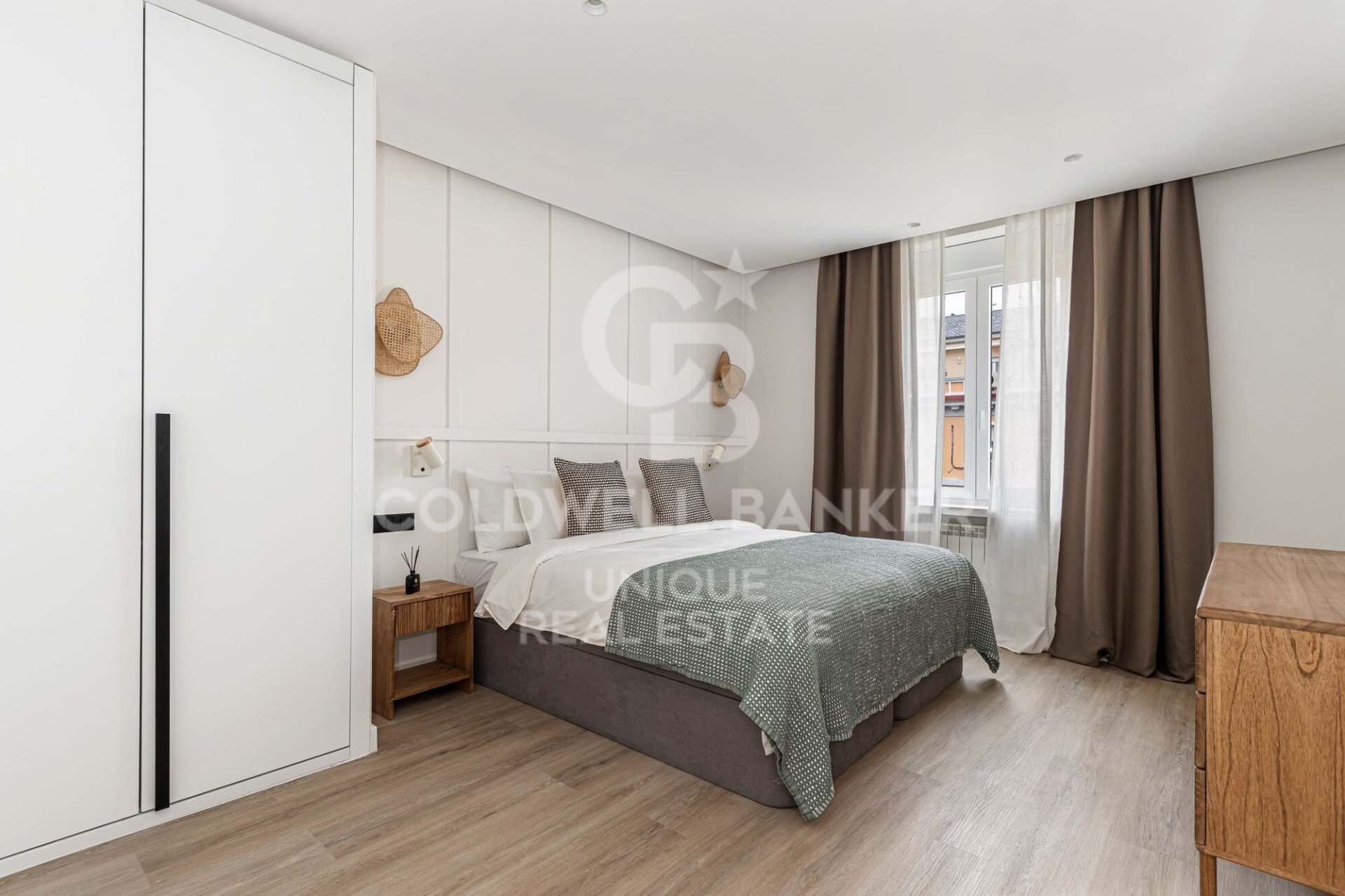 Apartment à Madrid, Espagne 2 chambres, 113 m2 No. 178773