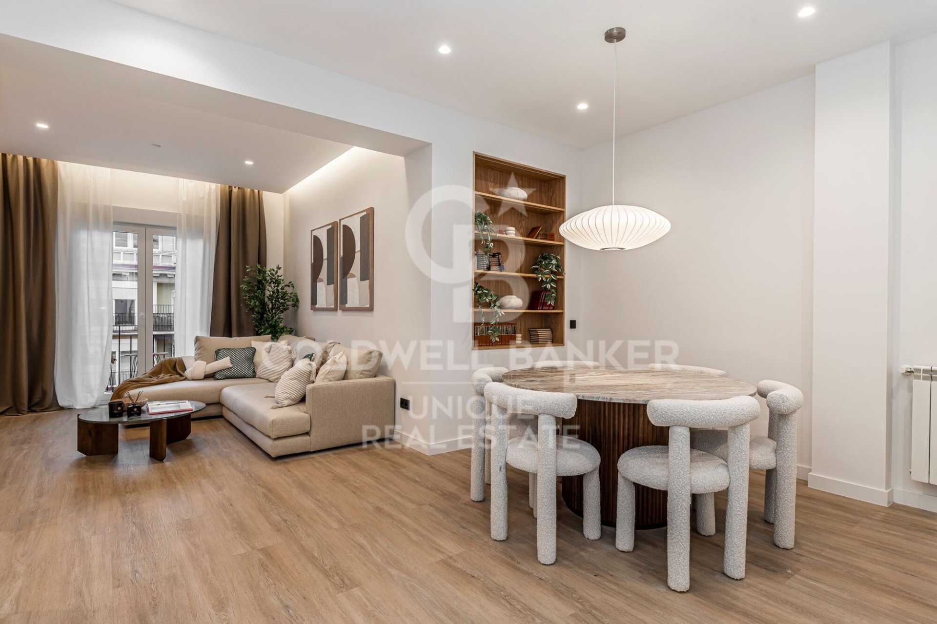 Apartment à Madrid, Espagne 2 chambres, 113 m2 No. 178773