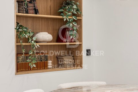 Apartment à vendre à Madrid, Espagne, 2 chambres, 113 m2 No. 178773 - photo 9