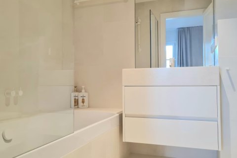 Apartment for rent in Illetes (Ses), Mallorca, Spain 3 bedrooms, 99 sq.m. No. 195227 - photo 9
