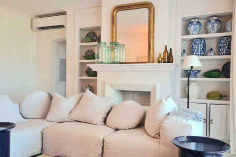 Apartment in Illetes (Ses), Mallorca, Spain 3 bedrooms, 99 sq.m. No. 195227