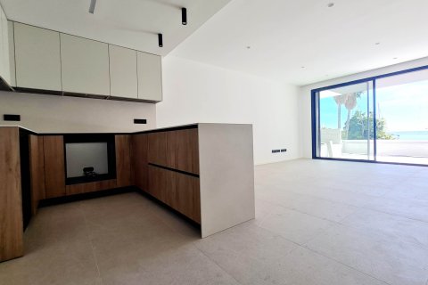 Аренда квартиры в Пальма-де-Майорка, Майорка, Испания 2 спальни, 80м2 №195229 - фото 2