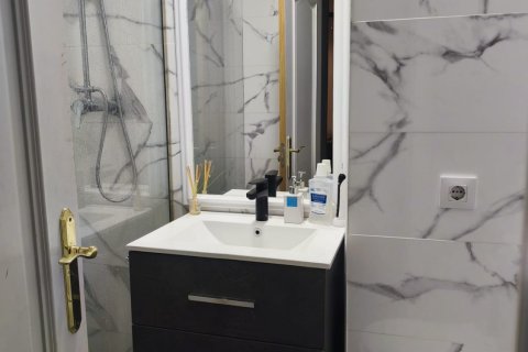 Wohnung zum Verkauf in Madrid, Spanien 3 Schlafzimmer, 67 m2 Nr. 192191 - Foto 6