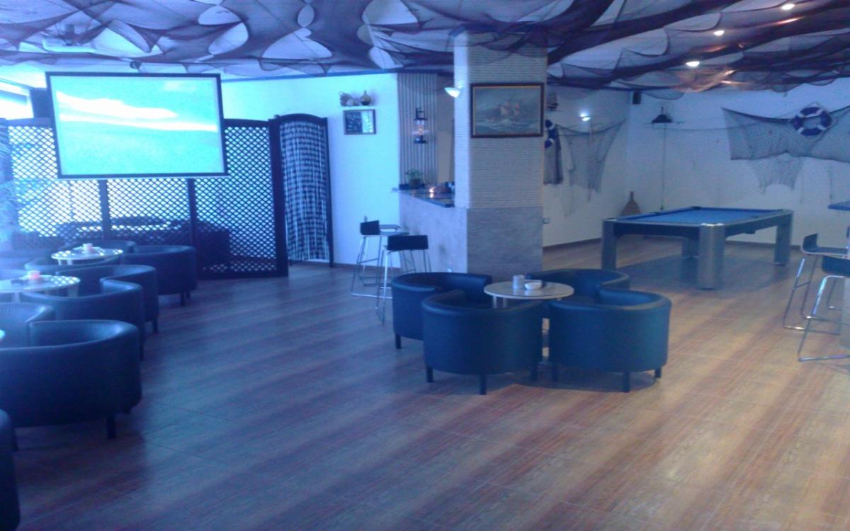 Propiedad comercial en Torrevieja, Alicante, España 170 m2 No. 99858