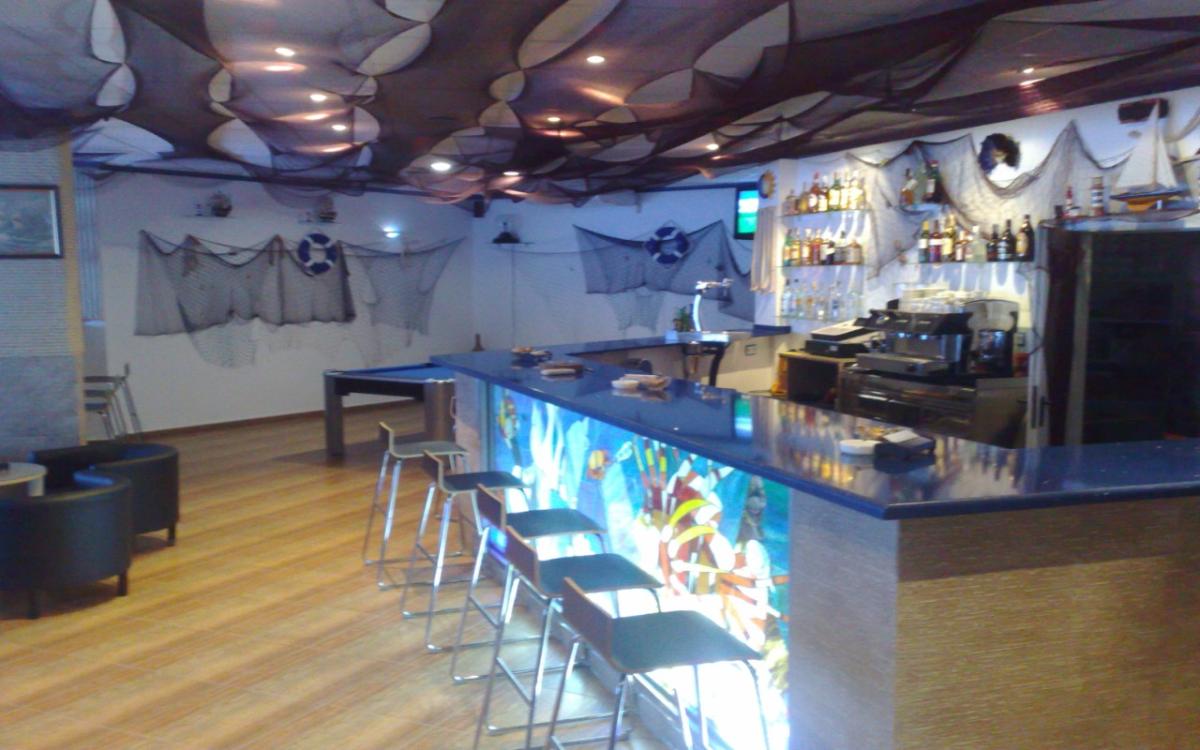 Propiedad comercial en Torrevieja, Alicante, España 170 m2 No. 99858