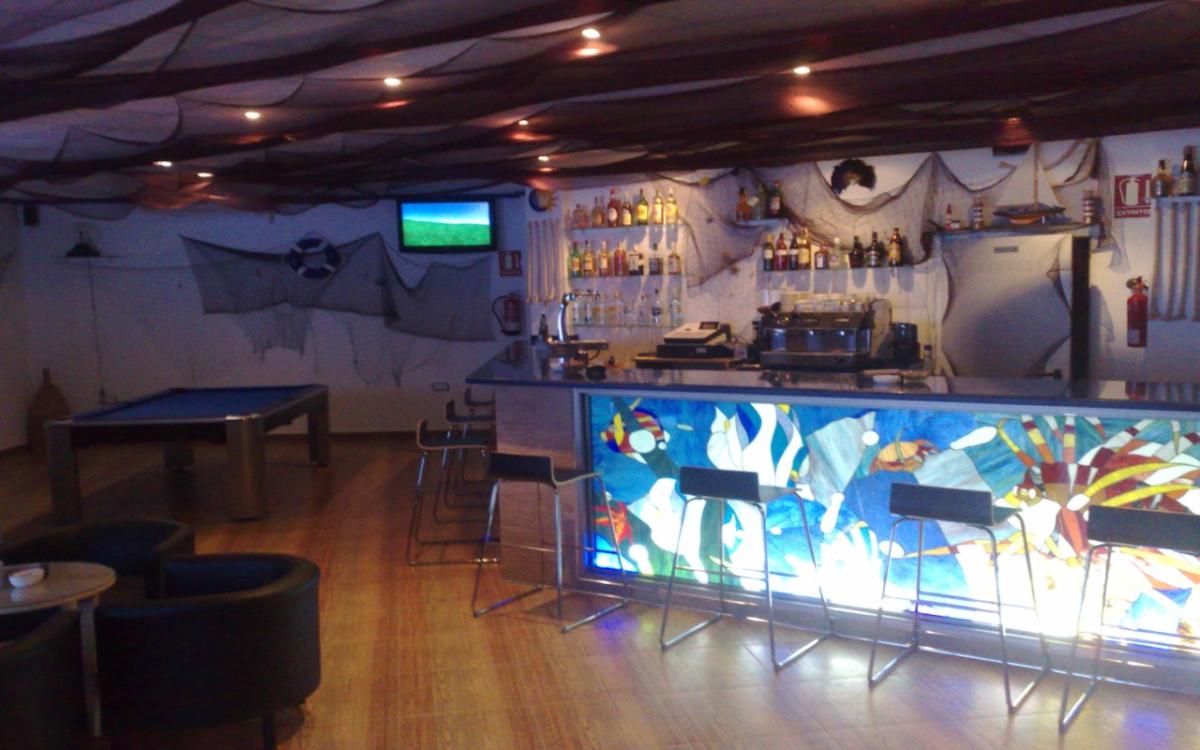 Propiedad comercial en Torrevieja, Alicante, España 170 m2 No. 99858