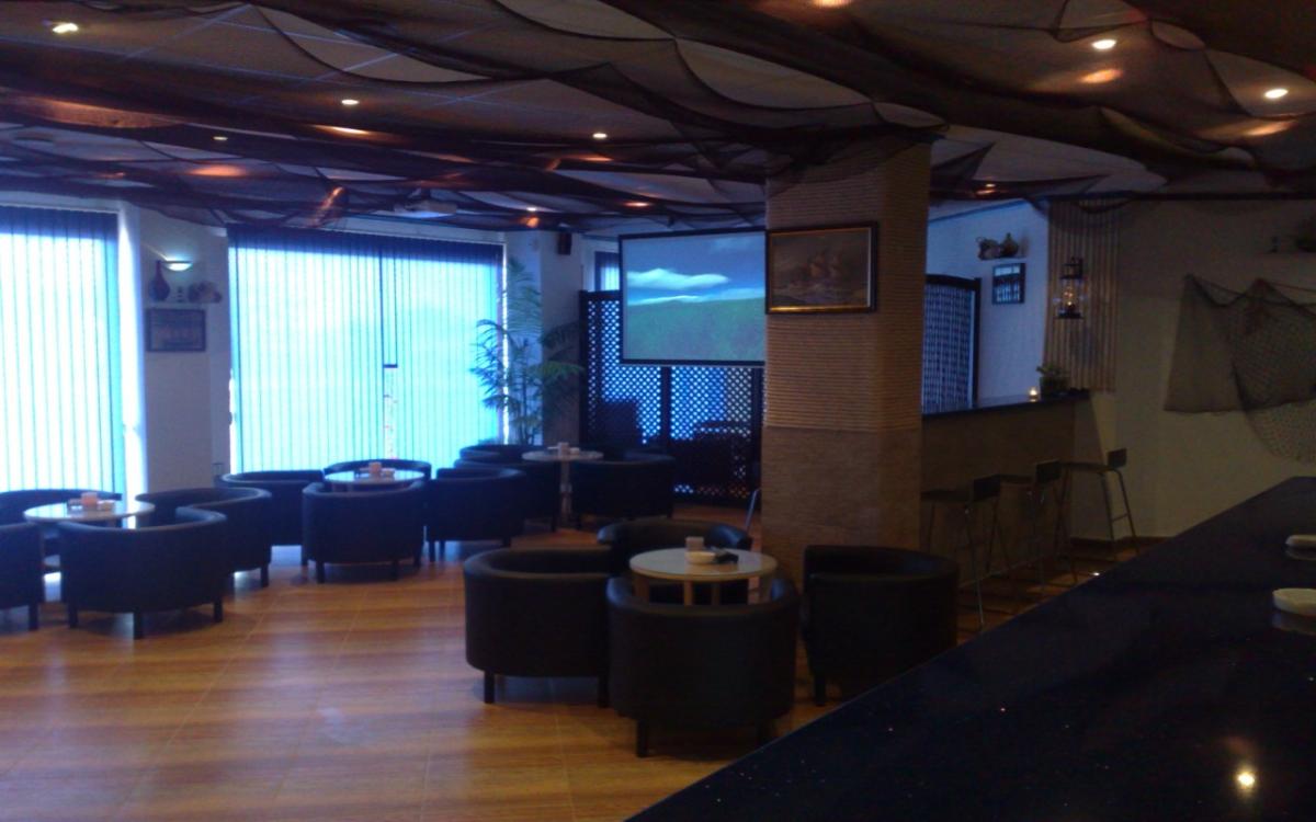 Propiedad comercial en Torrevieja, Alicante, España 170 m2 No. 99858